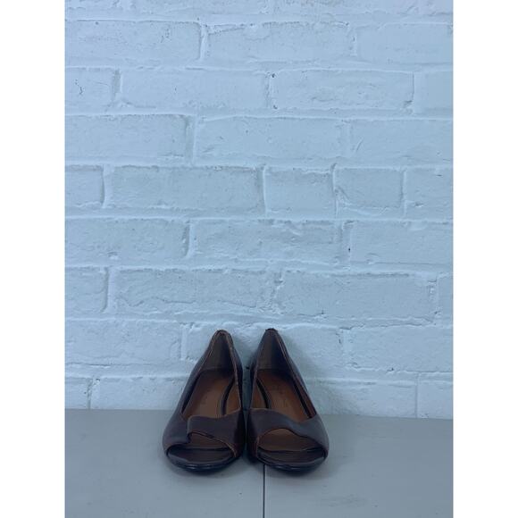 Bandolino Women's Open Toe Slip On Kitten Heel Pump Leather Wine Size US 6 - Picture 2 of 6